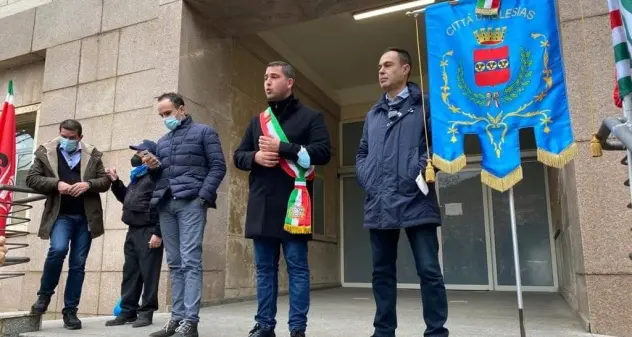 No alla chiusura dell’ospedale CTO, oggi una fiaccolata a Iglesias per dire basta allo smembramento dei reparti