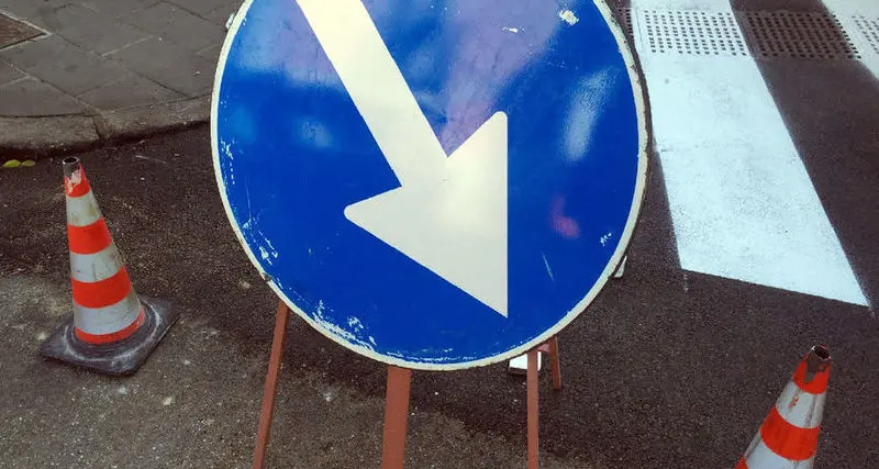 Cadono calcinacci, chiuse due bretelle dell’Asse Mediano per motivi di sicurezza