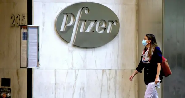 Variante Omicron, Pfizer: \"Vaccino ad hoc a primavera\"