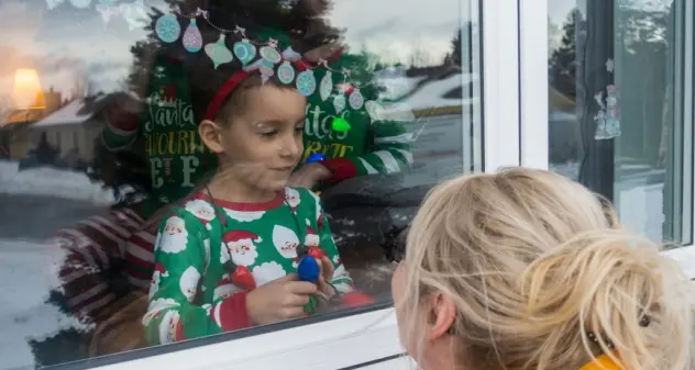 Covid: l'odissea di un bimbo e di sua madre. Viaggia dalla Liguria alla Sardegna per le vacanze di Natale, poi scopre di essere positivo