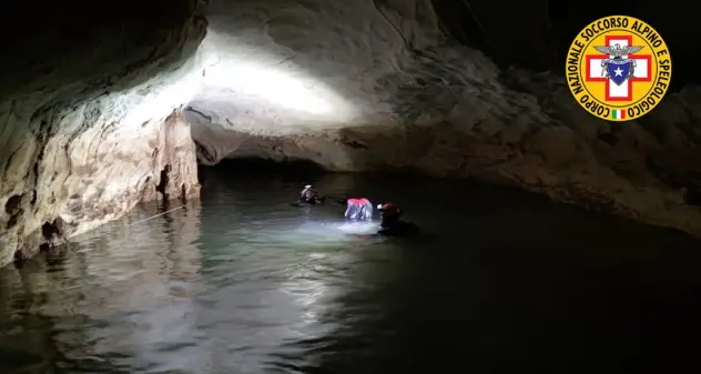 A Dorgali soccorso speleologico nella grotta di Ispinigoli, un gruppo di persone non fa ritorno da una perlustrazione