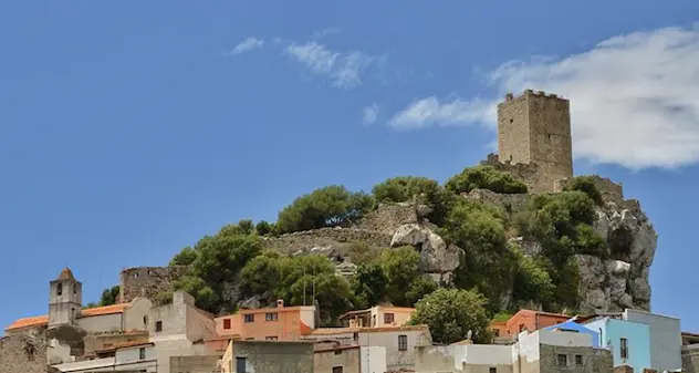 Castello della Fava a Posada: fortezza medievale al confine fra due regni