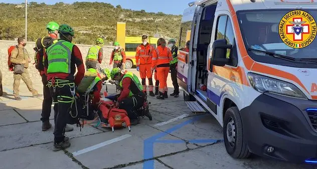 Cagliari. Recuperato speleologo ferito sulla Sella del Diavolo