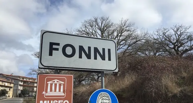 Fonni. Dati Covid, l’opposizione attacca la sindaca Falconi: “Non informa i cittadini”