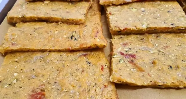 Sapori di Sardegna: la civargedda ogliastrina, \"pizza sarda\" di Osini