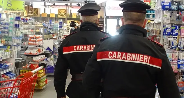 Senorbì. Ruba stufa e taniche di carburante da attività: incastrato da videosorveglianza