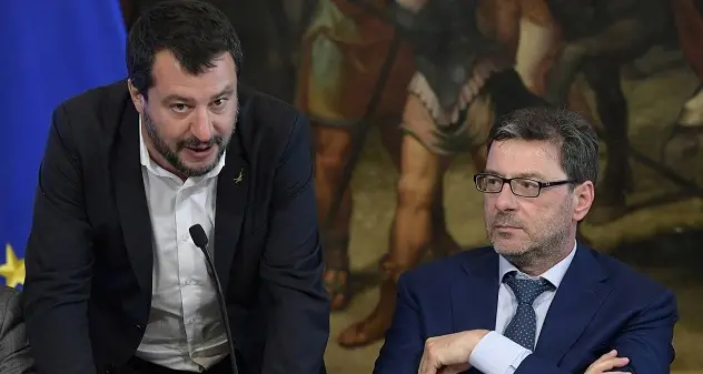 Terremoto nel centrodestra. E la Lega perde pezzi, dimissioni di Giorgetti dal MiSE?