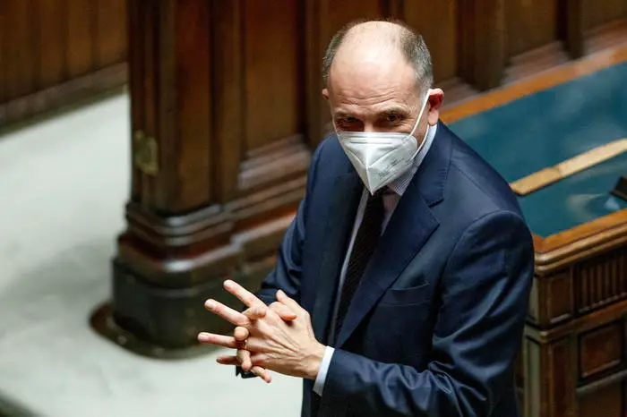 epa09716062 Democratic Party (PD) leader Enrico Letta looks on during the seventh ballot of the presidential election at the Lower House (Chamber of Deputies), in Rome, Italy, 29 January 2022. Italian lawmakers from both houses of Parliament and regional representatives on 29 January are taking part in a ballot for the presidential election, after previous rounds of voting proved inconclusive.  EPA/Roberto Monaldo / POOL