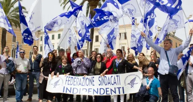 FSI Sassari : “gli operatori sanitari sospesi vengano reintegrati in servizio”