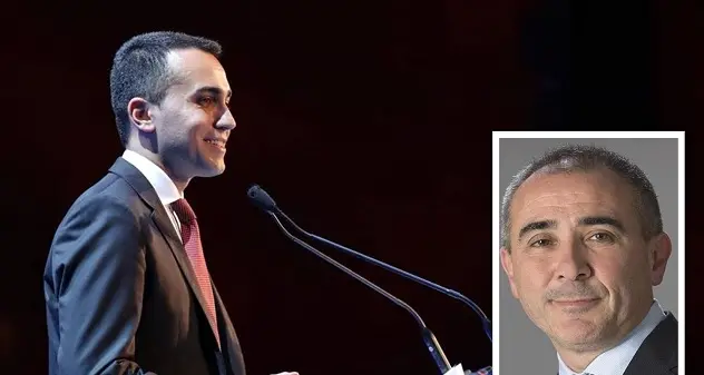 Gaffe di Gavino Manca (Pd). Attacca Di Maio: \"In Sardegna con un volo di Stato\", ma era un volo di linea