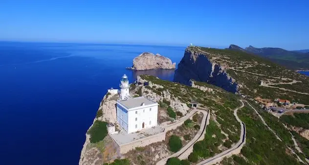 Sabato e domenica apertura eccezionale del Faro di Capo Caccia