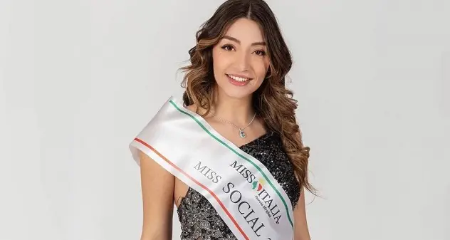 La 21enne oristanese Chiara Manca è Miss Social 2021