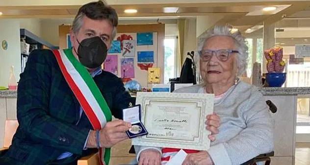 Cagliari festeggia i 107 anni della signora Luisetta Mercalli