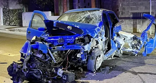 Senorbì. Si scontra in auto con un muro perimetrale, muore 24enne e ferito il passeggero 20enne