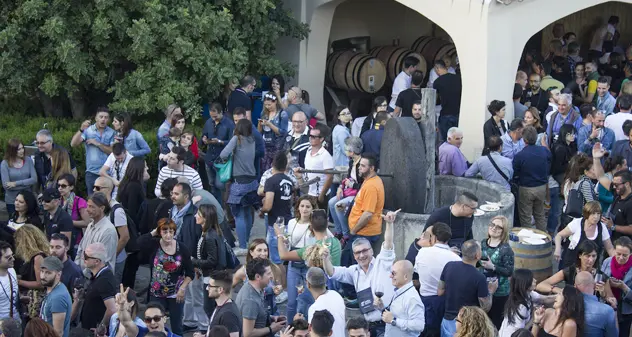 Torna “Cantine Aperte”, ecco il programma della due giorni di eventi e manifestazioni in tutta l’Isola