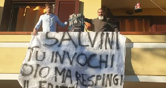 Forcillo (M5S): “Salvini la smetta di illudere i cittadini, perché gli sbarchi non finiranno”