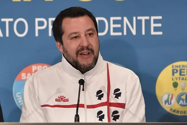 Foto Alessandro Tocco/ LaPresse\\n21-02-2019, Ozieri, (SS)\\nCronaca\\nSalvini, Berlusconi, Meloni, Solinas, Candidato alla Presidenza della regione Sardegna\\nnella foto:Salvini\\n