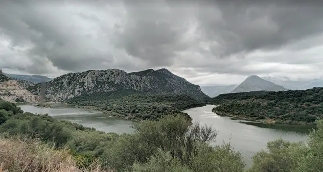 Troppa acqua nella diga del Cedrino: si procede allo svuotamento