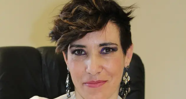 Caro carburante. Desirè Manca (M5s): \"Regione intervenga su imposte per abbassare prezzi\"