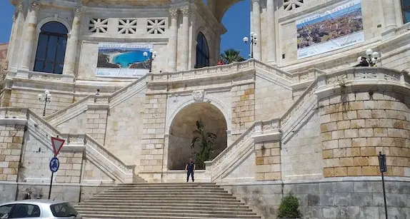 Riapre il Bastione, da piazza Costituzione via le transenne