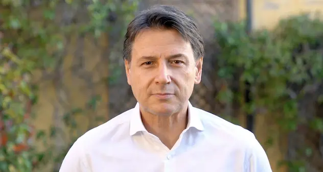 M5s: aperto il voto online per confermare Conte presidente