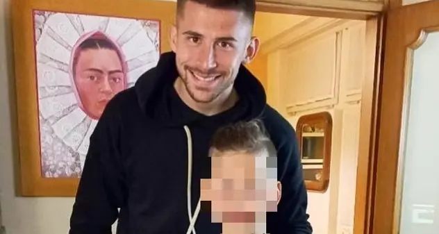 Vicario cuore d'oro: il portiere del Cagliari accoglie a casa sua una famiglia ucraina