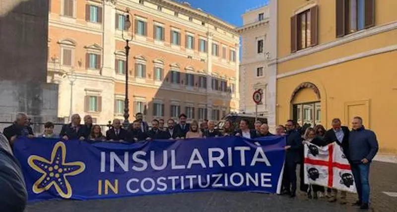 Insularità. Parlamentari di Sardegna e Sicilia: “Riforma entro l’estate”