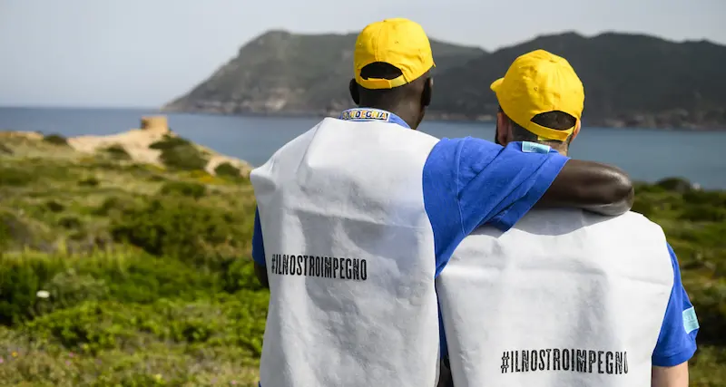 Dinamo e Ichnusa per ripulire Porto Ferro