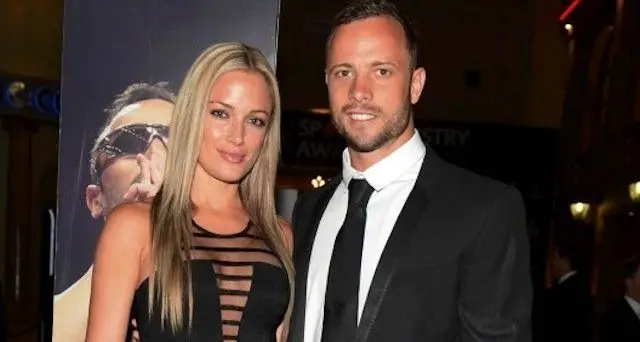 Oscar Pistorius navigò su internet la notte in cui fu uccisa la fidanzata