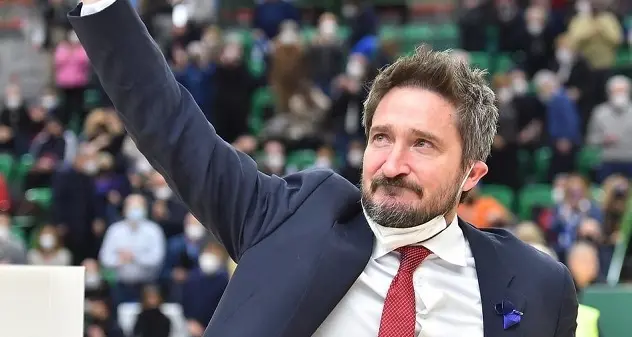 Storia d'amore fra Sassari e Gianmarco Pozzecco