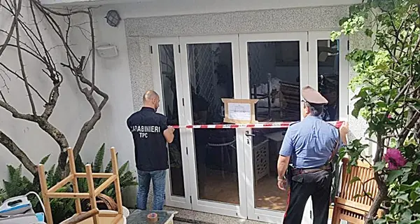 Violazioni urbanistiche a Villa dei Pesci, scattano i sigilli dei Carabinieri per la struttura