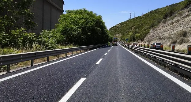 131 “Carlo Felice”, conclusi i lavori di pavimentazione per 150 chilometri