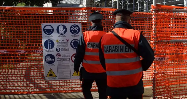 Teulada. Al cantiere operaio in nero: attività sospesa e sanzione da 7.500 euro a titolare