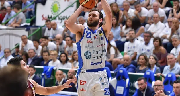 Dinamo sconfitta in gara 3: Gentile: “Una lezione che dobbiamo imparare”
