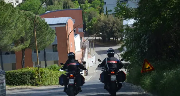 Uta. Evade dagli arresti domiciliari: 25enne rintracciato dai Carabinieri