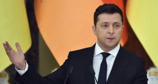 Zelensky: “Continueremo a fare di tutto per far uscire la nostra gente da Mariupol e dall'Azovstal, sia civili che militari”