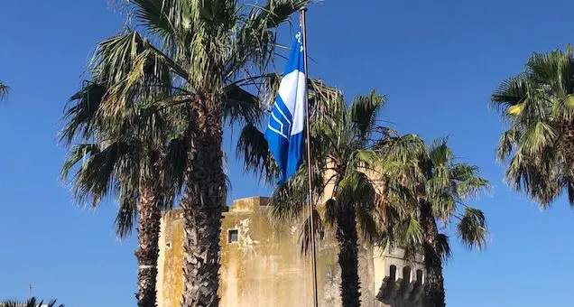 Torre Grande, issata la bandiera blu 2019