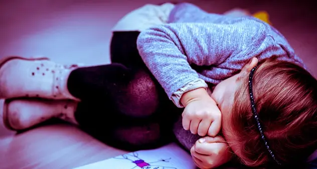 Botte e maltrattamenti alla figlia: condannata madre 23enne