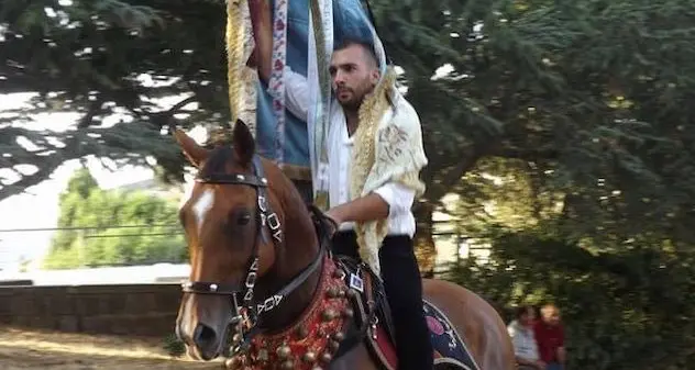 Pattada. Lutto cittadino nel giorno dei funerali di Luciano Deiosso