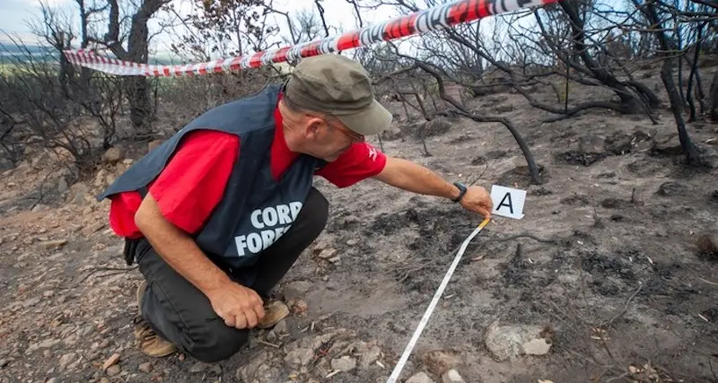 Appicca 8 roghi: arrestato incendiario seriale di 26 anni di Vallermosa