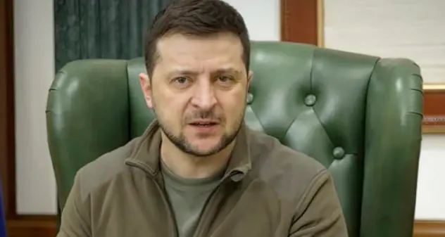 Zelensky chiede più armi e annuncia “buone notizie da Kharkiv”