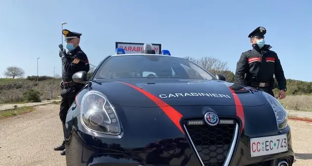 Ulassai. Gli rubano l’auto, 62enne spara contro i malviventi in fuga e ne ferisce uno