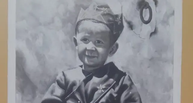 “Bambino in festa per San Costantino 1949”, ecco il nuovo murale di Pozzomaggiore