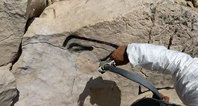 Eliminato “Lo scempio” sul Belvedere di Capo Caccia