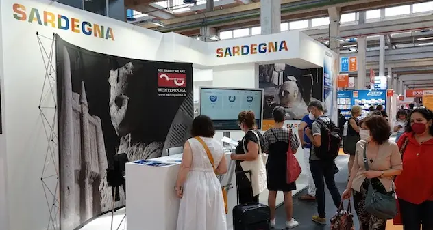 Grande successo dello stand della Regione Sardegna al Salone del Libro di Torino