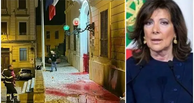 Cagliari. Molotov contro Comando Esercito, Casellati: \"Gesto indegno\"
