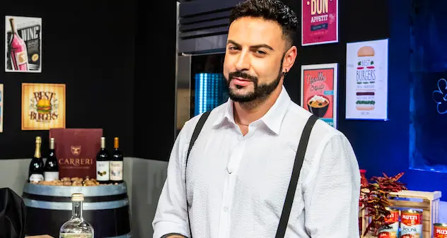 Trionfo per \"Chef in campo\" condotto dal sardo Anthony Peth