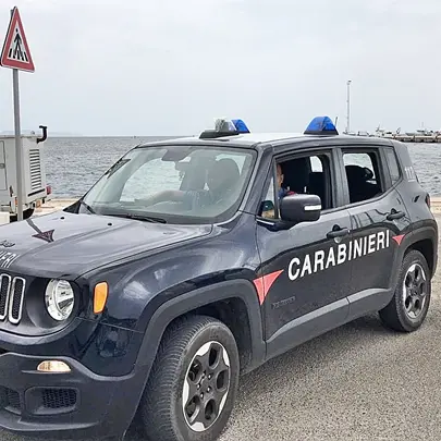 Migranti, altri 3 algerini arrivano a bordo di un barchino a San’Antioco