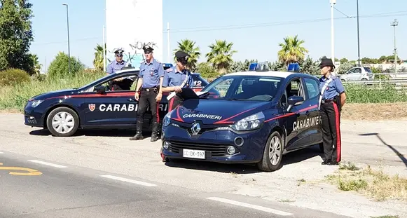 Violenza sessuale, 45enne incastrato dai filmati delle telecamere. Arrestato dai Carabinieri