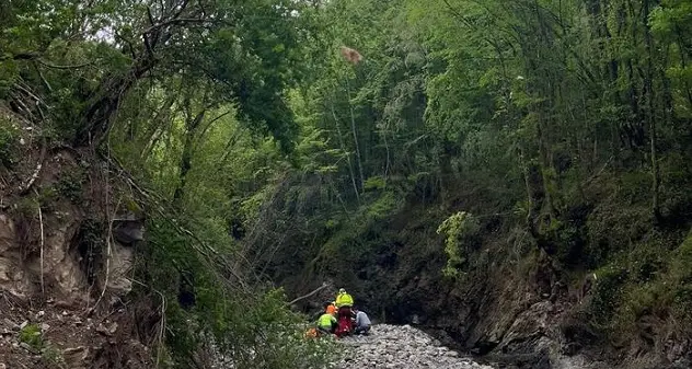 Precipita durante escursione su Alpe Scermendone: muore 60enne